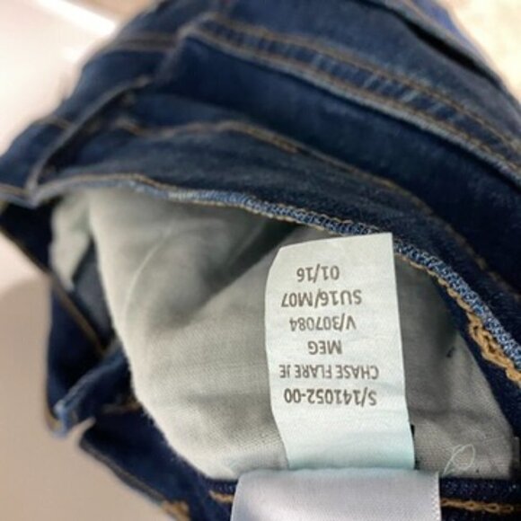 Old Navy High Rise Flare Jeans Dark Wash Womens 6 Whiskering - Picture 6 of 7